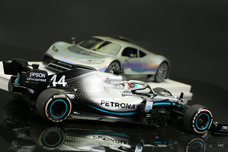 AMG Petronas F1 W10 2019 championship Hamilton No. 44 model