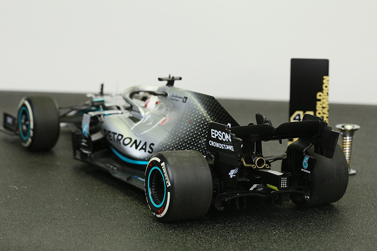 AMG Petronas F1 W10 2019 championship Hamilton No. 44 model