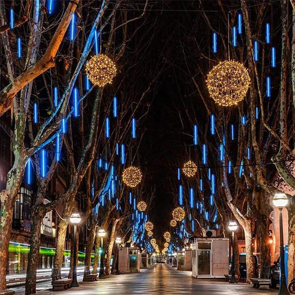 6.98 Only Today!!!Snow Fall LED Lights【Buy 6 PCS get free shipping】