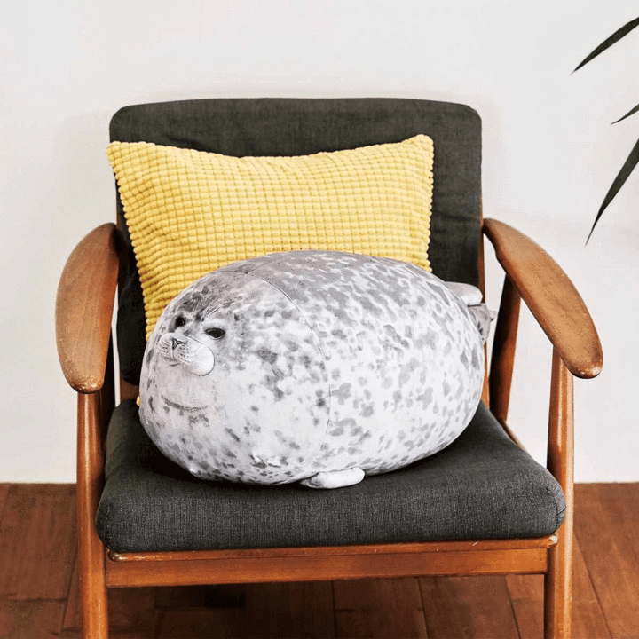 （Buy 2 Get Free Shipping）Fluffy Plush Seal Pillow